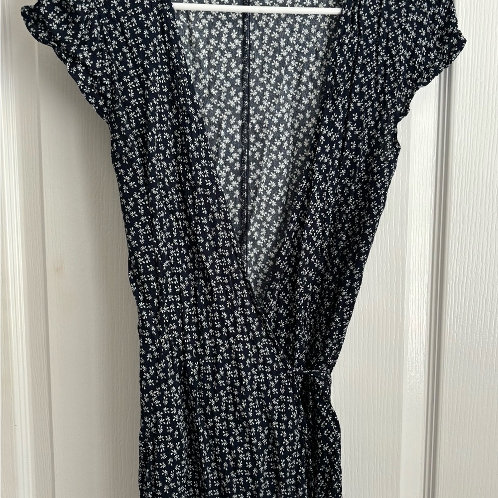 Brandy Melville Navy and White Wrap Dress